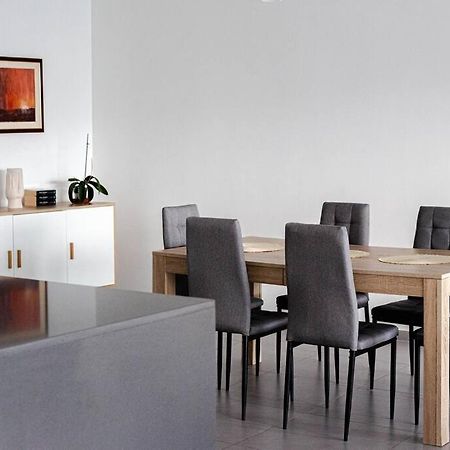 Seafront Two Bedroom Apartment Saint Julian's Ngoại thất bức ảnh